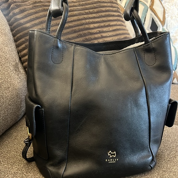RADLEY LONDON Black Hobo Bag - Picture 3 of 15